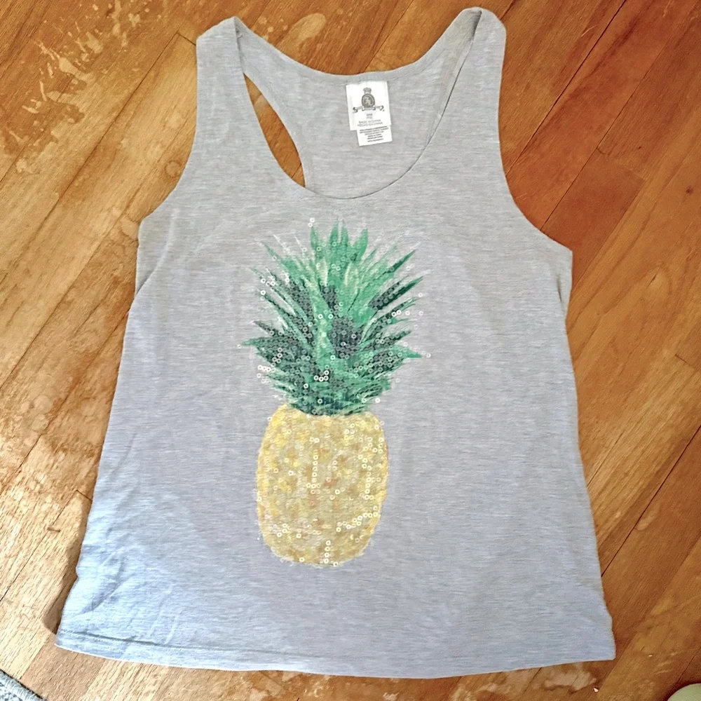 PINEAPPLE SEQUIN TANK GRAY HEATHER TOP CLEAR DISK SEQUIN DETAIL JUNIORS MEDIUM - Picture 1 of 1